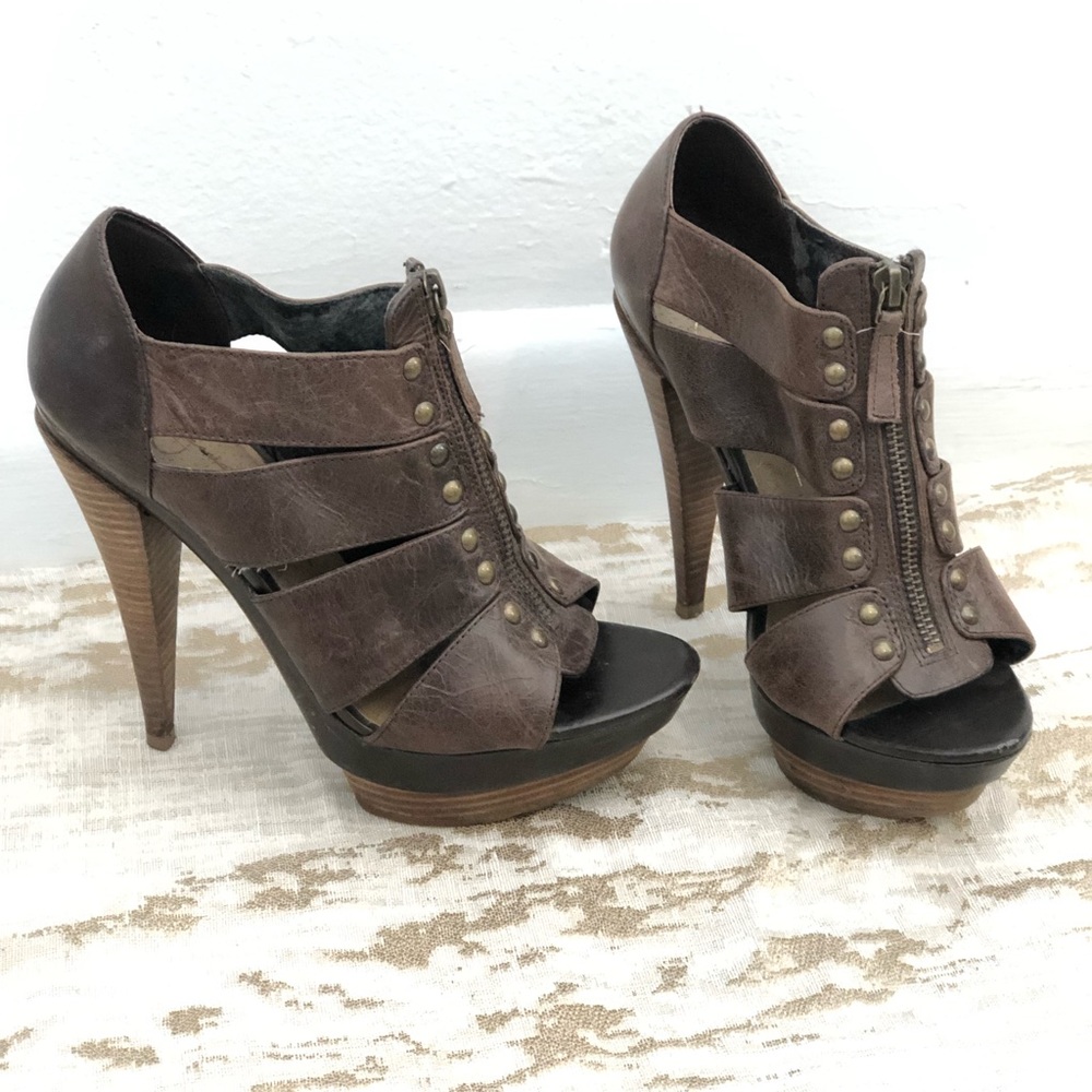 Jessica Simpson Leather Heels